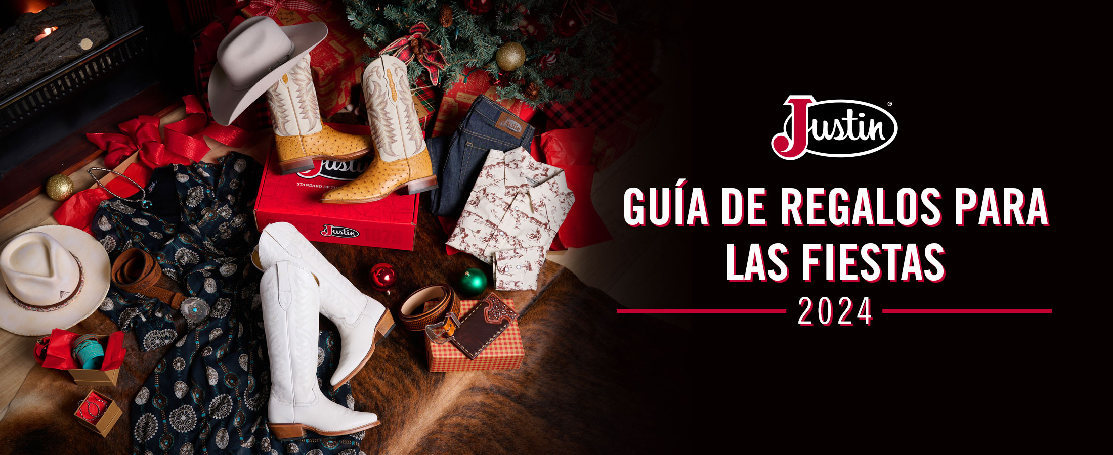 Guía De Regalos Para Las Fiestas 2024.. Botas Pasco de avestruz lisas de color canela de 13”, un sombrero, una camisa a presión color crema, jeans rectos azules sin lavar y botas de piel de vaca Evelyn Vintage Ivory de 15”, debajo de un árbol de Navidad.